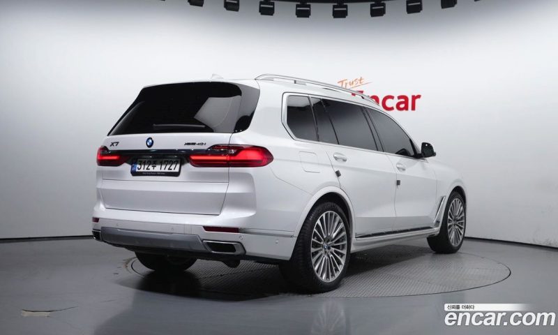 BMW X7 xDrive i40 Design Pure Excellence 7-Seater