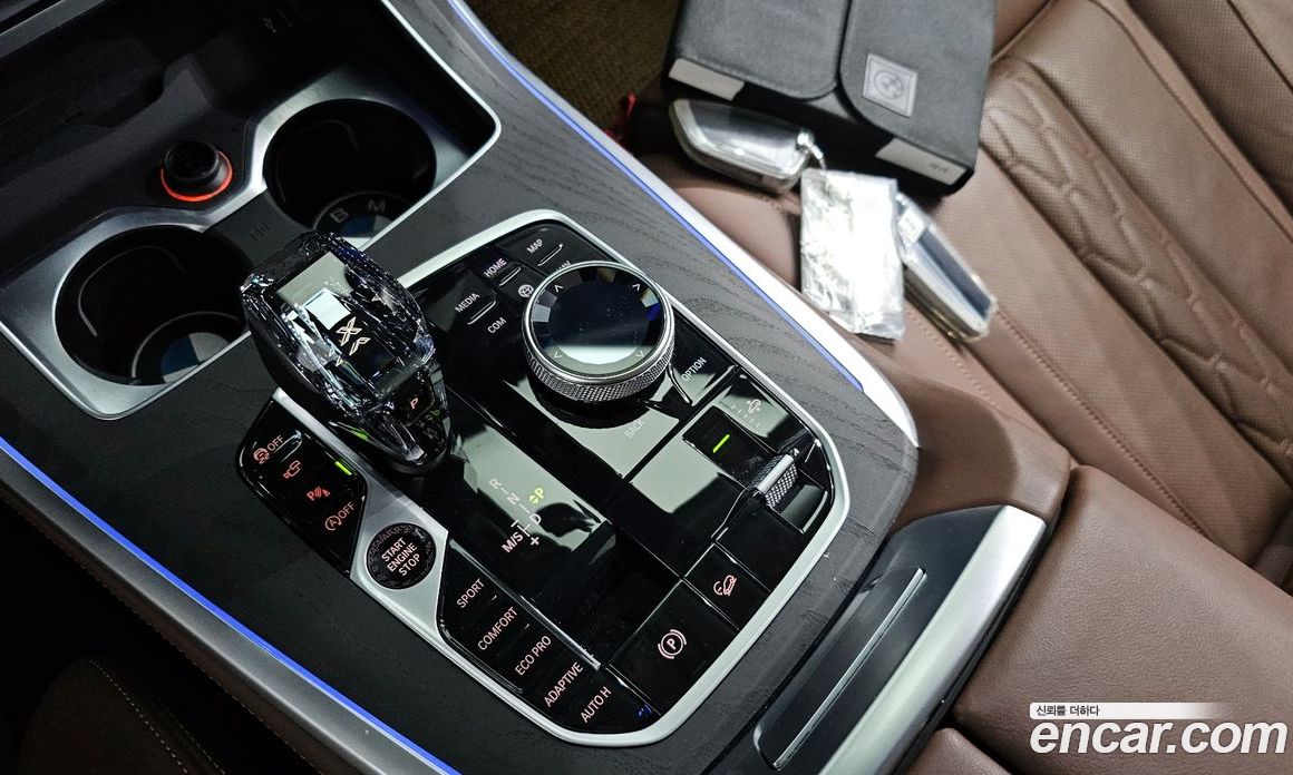 BMW X7 xDrive i40 Design Pure Excellence 7-Seater