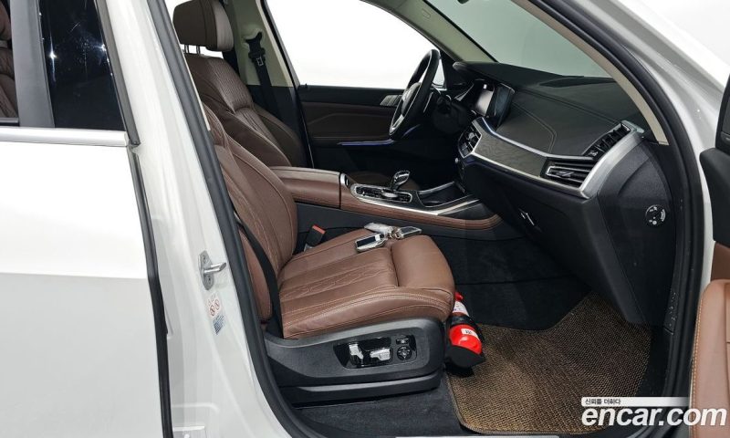 BMW X7 xDrive i40 Design Pure Excellence 7-Seater