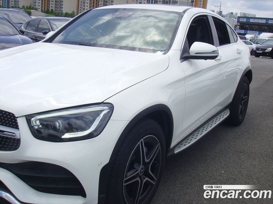 Mercedes Benz GLC-Class GCL300 4MATIC Coupe