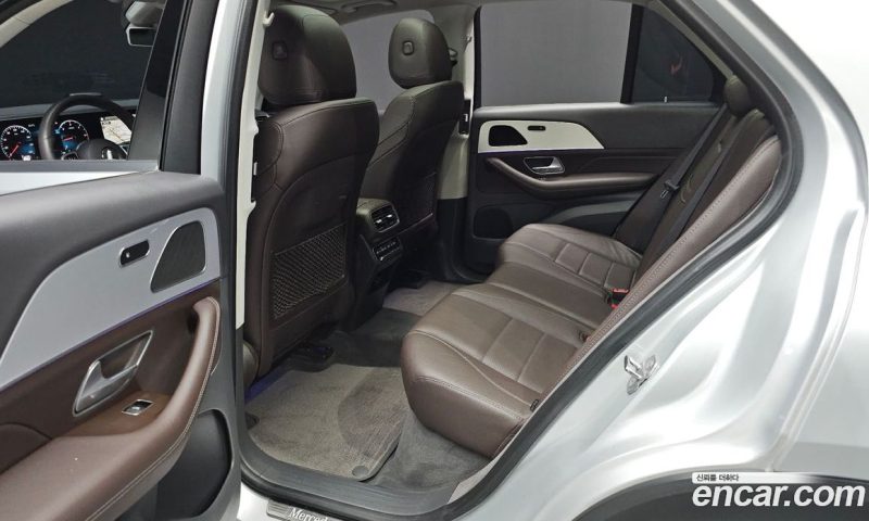 Mercedes Benz GLE-Class GLE300d 4MATIC