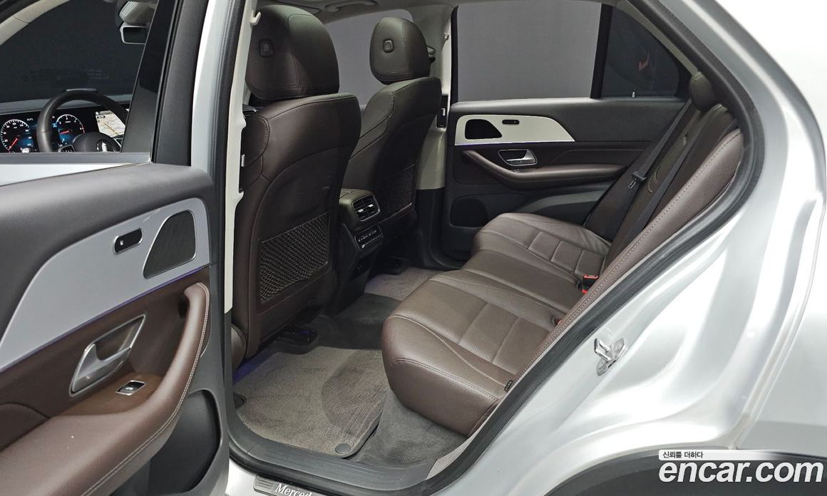 Mercedes Benz GLE-Class GLE300d 4MATIC