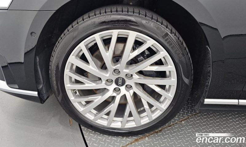 Audi A8 55 TFSI Quattro LWB