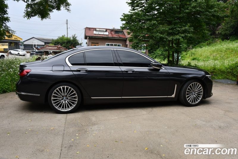 BMW 7-Series 730D xDrive Design Pure Excellence
