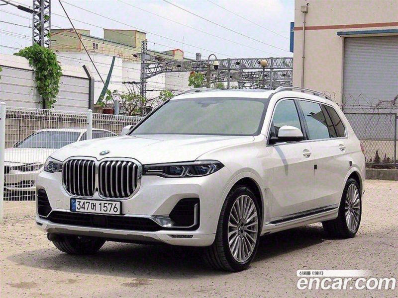 BMW X7 xDrive i40 Design Pure Excellence 7-Seater