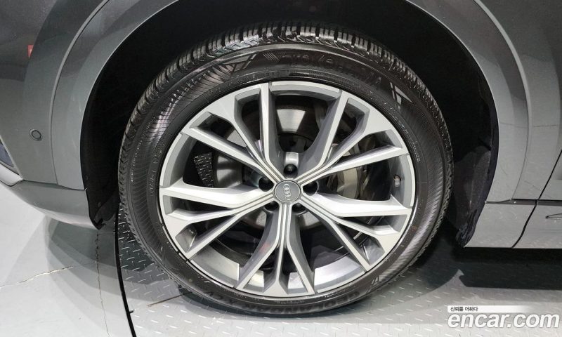 Audi Q8 50 TDI Quattro Premium
