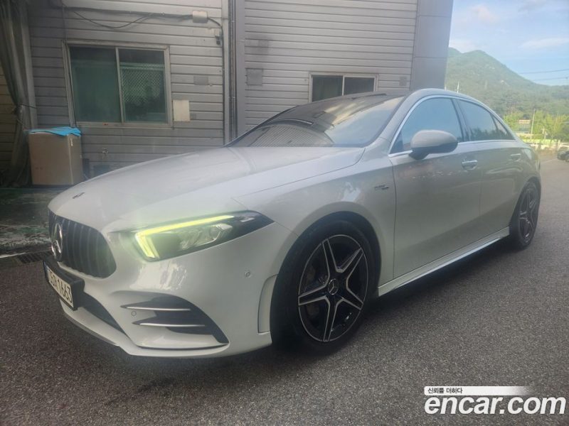 Mercedes Benz A-Class AMG A35 4MATIC Sedan