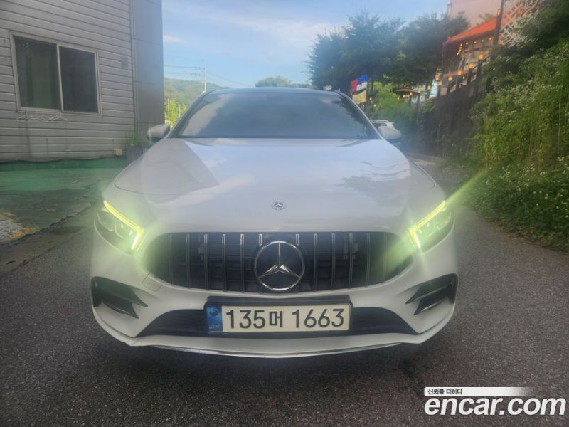 Mercedes Benz A-Class AMG A35 4MATIC Sedan