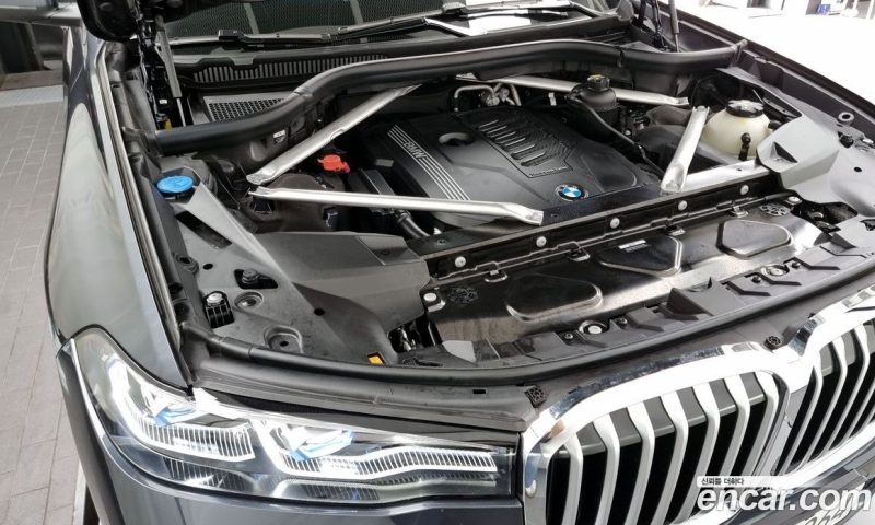 BMW X7 xDrive i40 M Sport 6STR