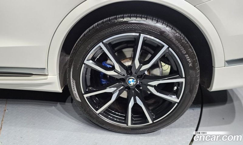 BMW X7 xDrive 40D M Sport 6STR