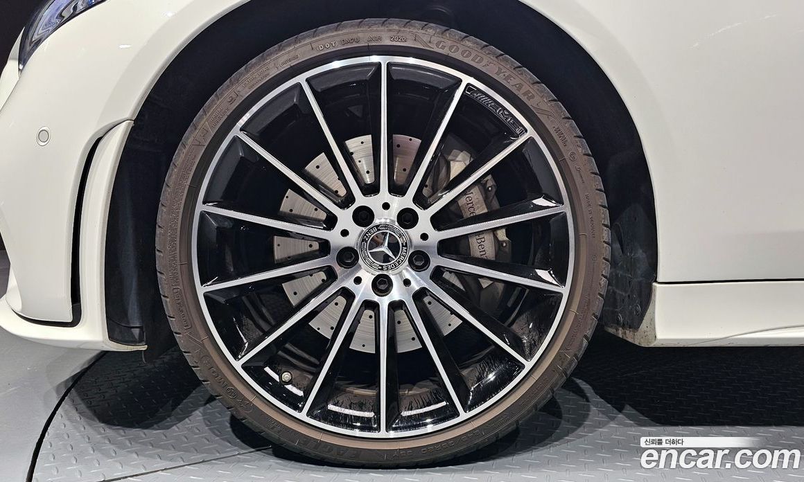Mercedes Benz CLS-Class CLS450 4MATIC AMG Line