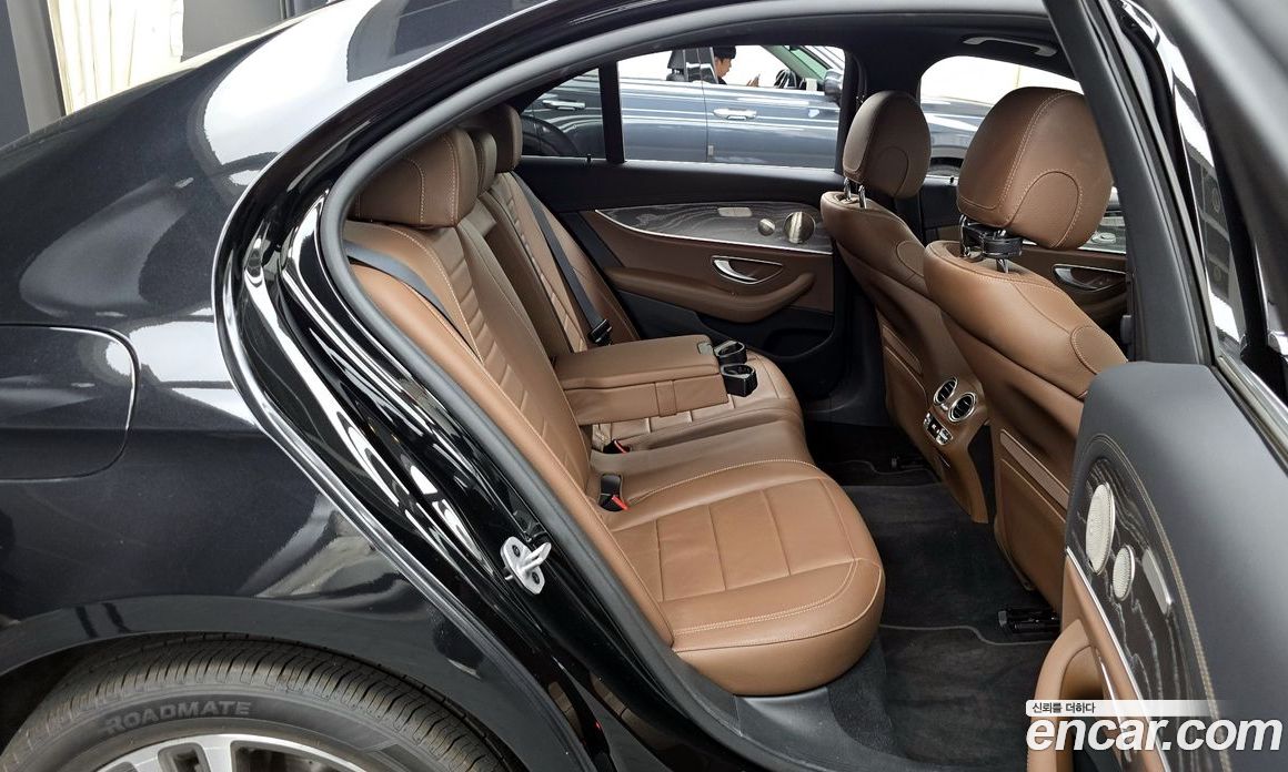 Mercedes Benz E-Class E350 4MATIC Avantgarde