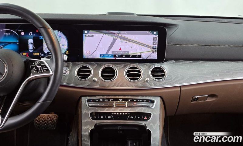 Mercedes Benz E-Class E350 4MATIC Avantgarde