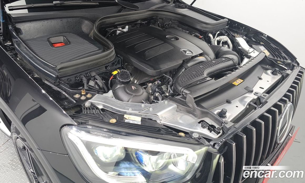 Mercedes Benz GLC-Class GCL300 4MATIC Coupe