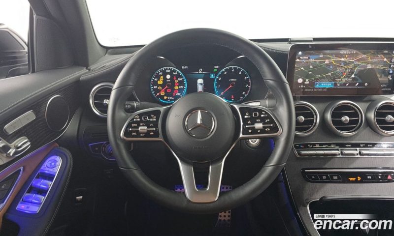 Mercedes Benz GLC-Class GCL300 4MATIC Coupe