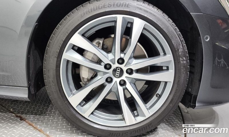 Audi A6 45 TFSI Quattro Premium