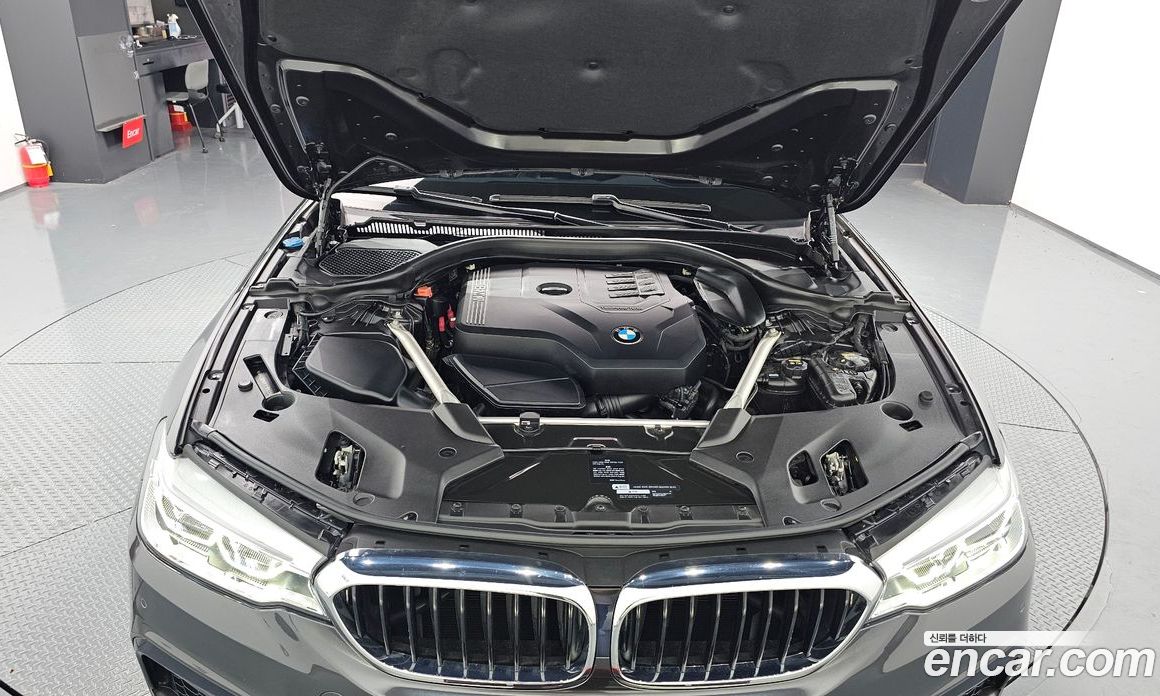 BMW 5-Series i520 M Sport