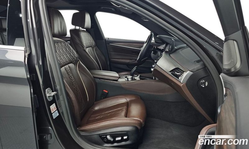 BMW 5-Series i520 M Sport