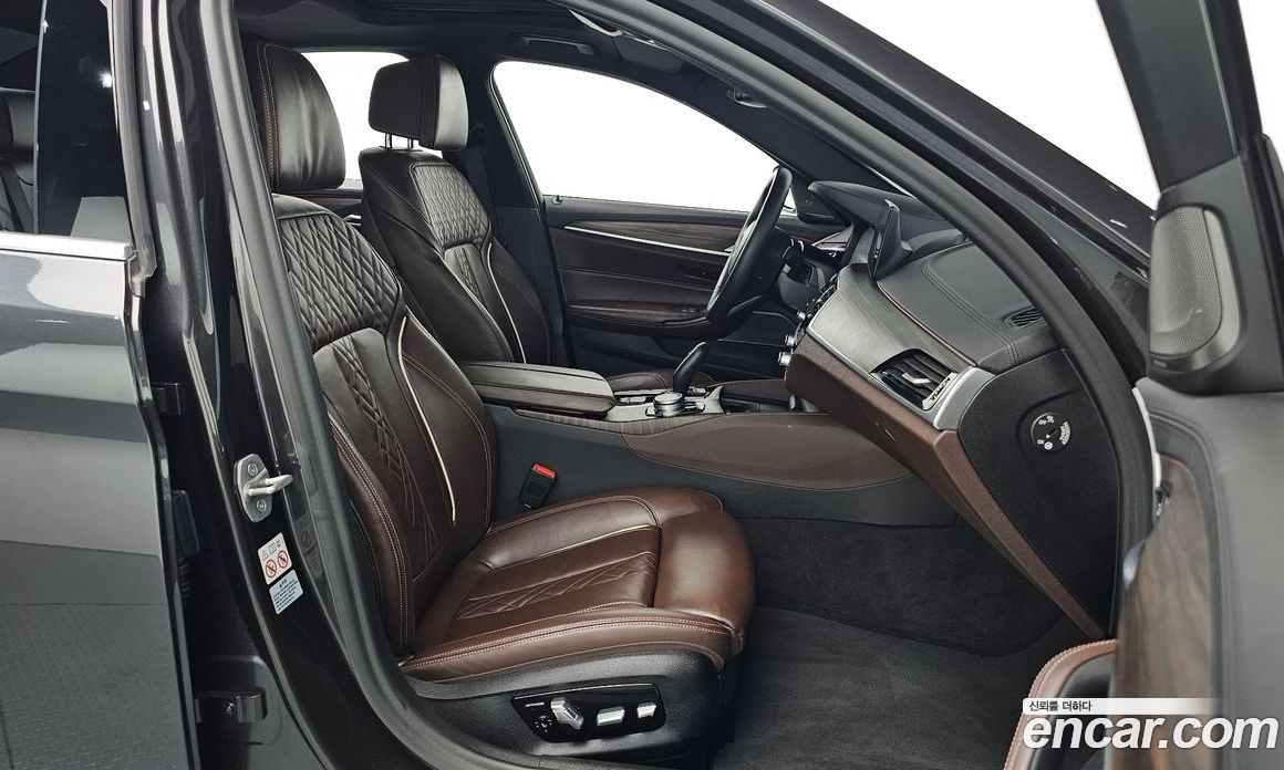 BMW 5-Series i520 M Sport