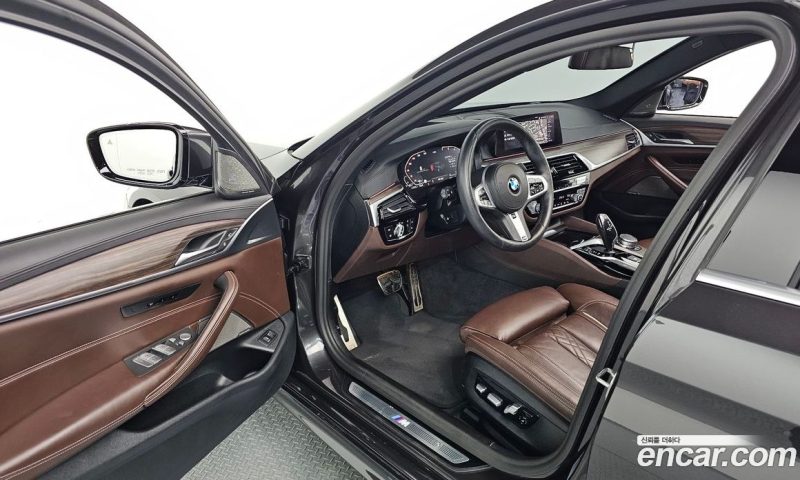 BMW 5-Series i520 M Sport