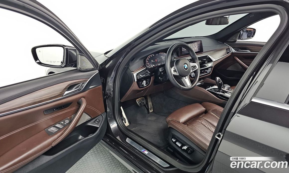 BMW 5-Series i520 M Sport