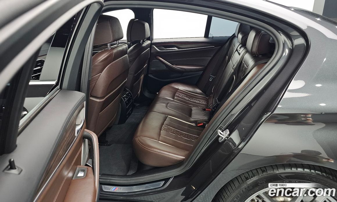 BMW 5-Series i520 M Sport