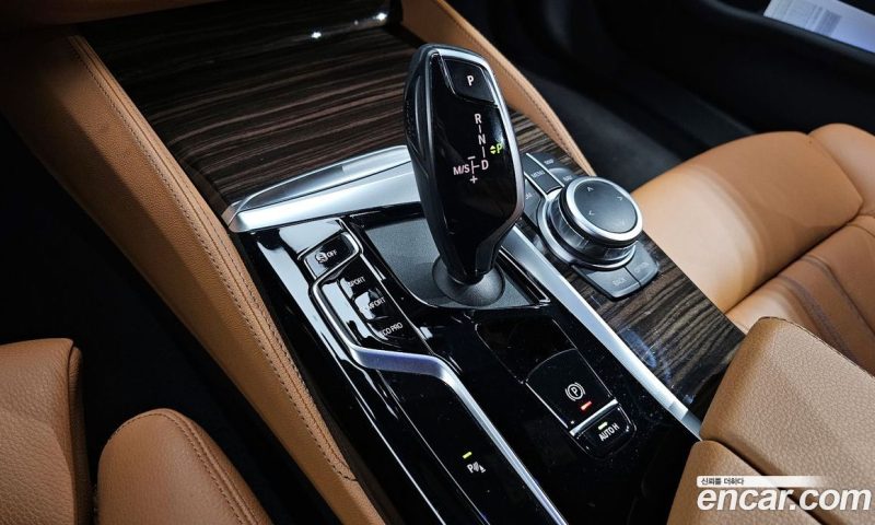 BMW 5-Series i520 M Sport