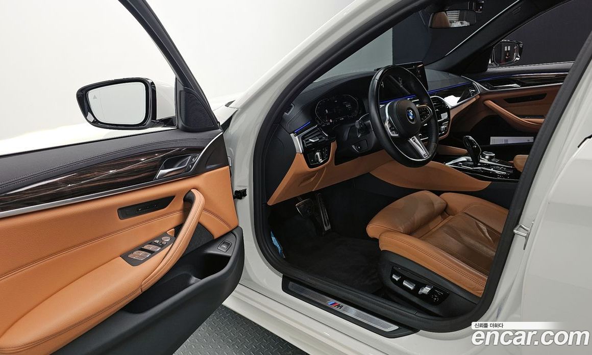 BMW 5-Series i520 M Sport