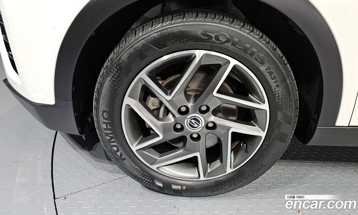 SsangYong Tivoli Gasoline 1.5 2WD