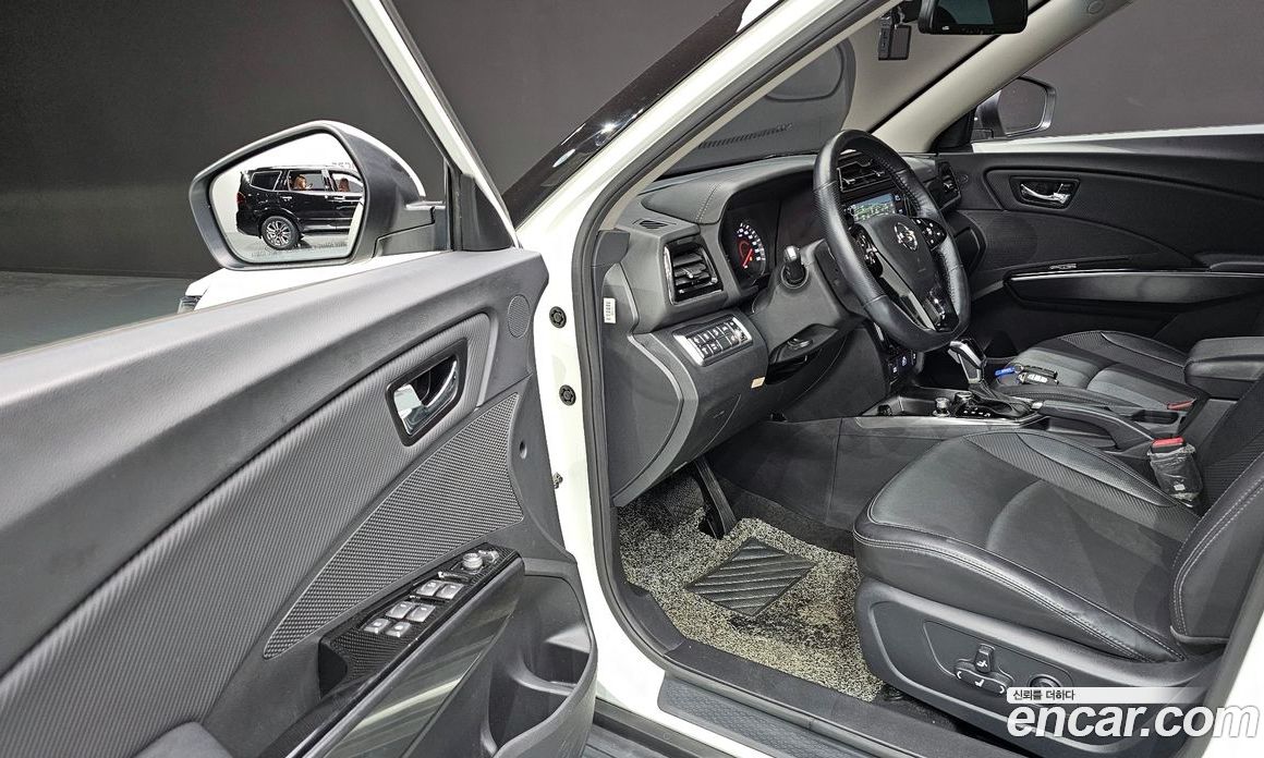 SsangYong Tivoli Gasoline 1.5 2WD