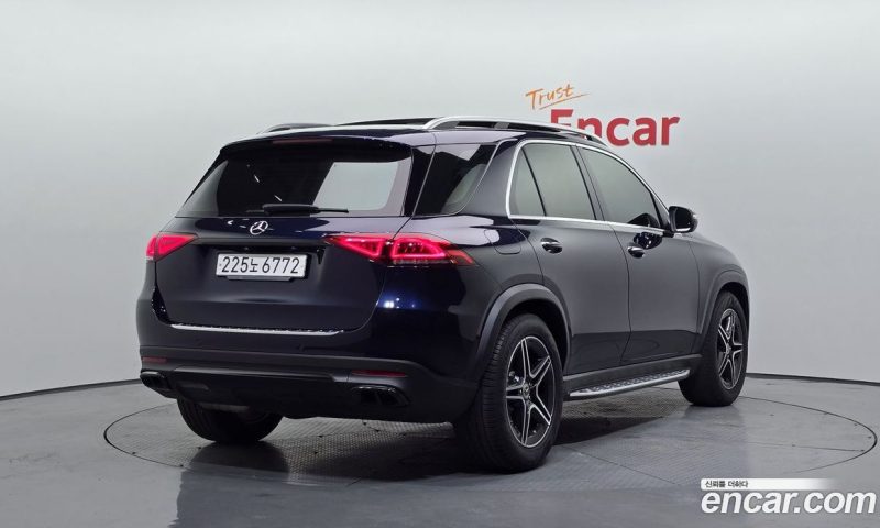 Mercedes Benz GLE-Class GLE300d 4MATIC