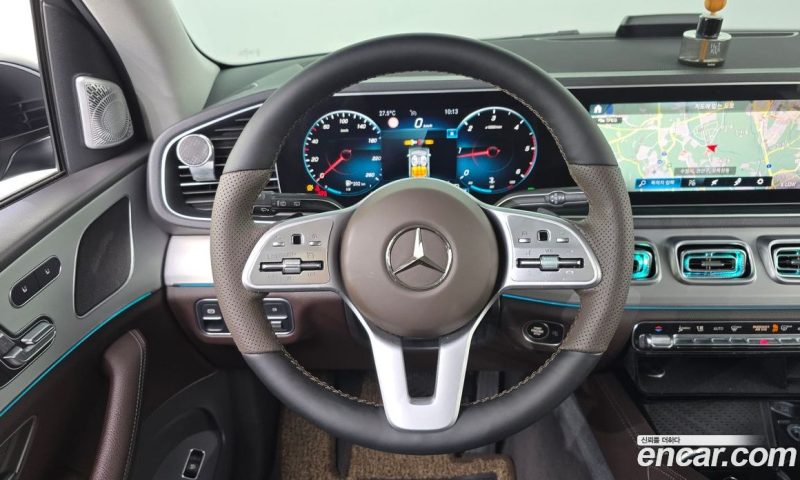 Mercedes Benz GLE-Class GLE300d 4MATIC