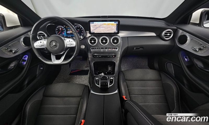 Mercedes Benz C-Class C200 Coupe
