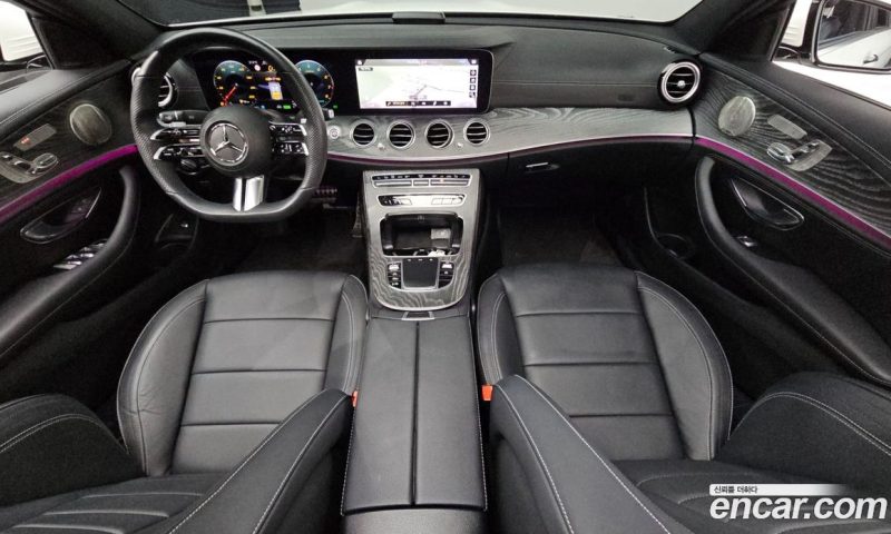 Mercedes Benz E-Class E350 4MATIC AMG Line