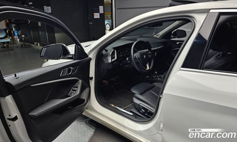 BMW 1-Series i120 Sports