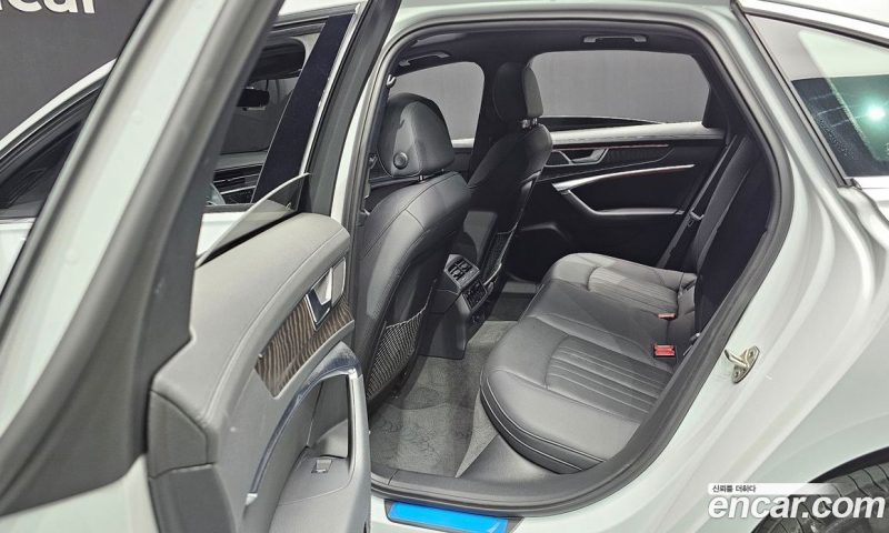 Audi A6 45 TFSI Premium
