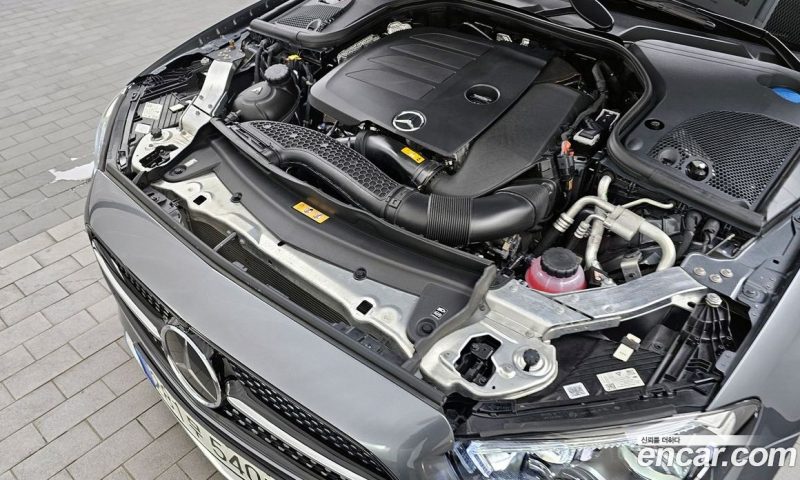 Mercedes Benz E-Class E350 4MATIC AMG Line