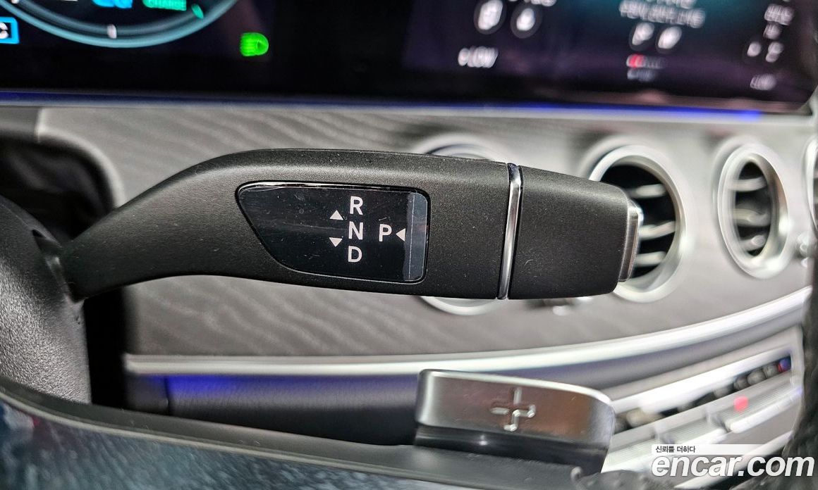 Mercedes Benz E-Class E350 4MATIC AMG Line