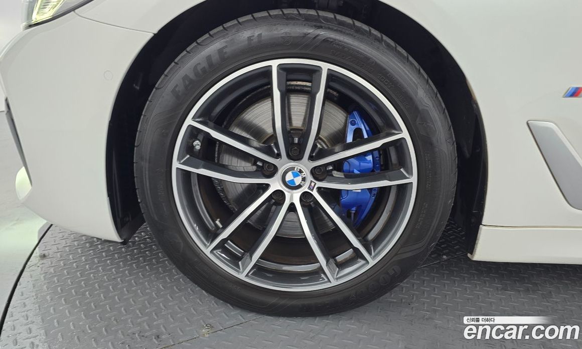 BMW 5-Series i520 M Sport