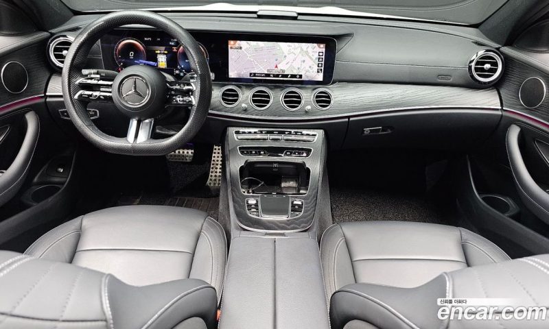 Mercedes Benz E-Class E220d 4MATIC AMG Line