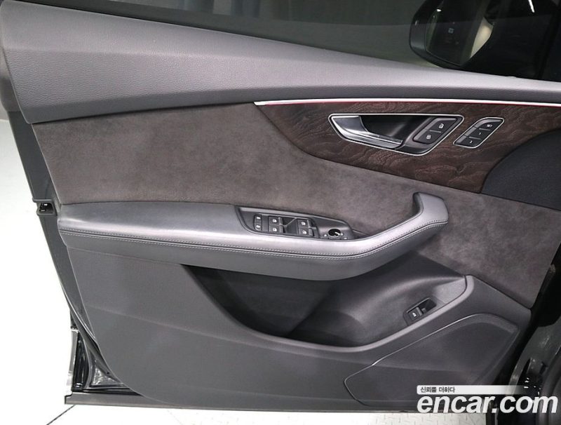 Audi Q8 45 TDI Quattro Premium