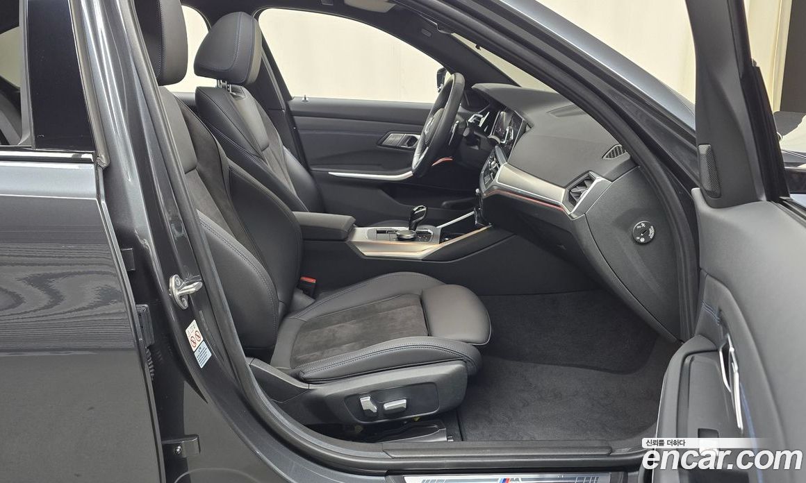 BMW 3-Series i320 M Sport