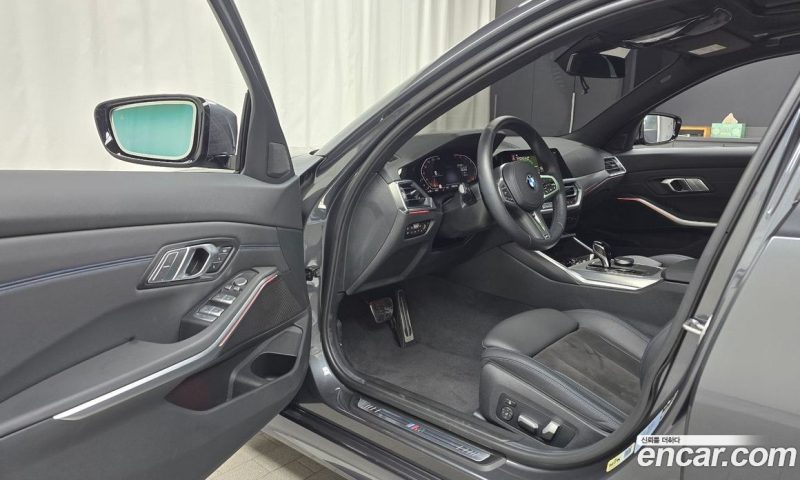 BMW 3-Series i320 M Sport