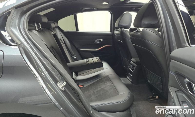 BMW 3-Series i320 M Sport