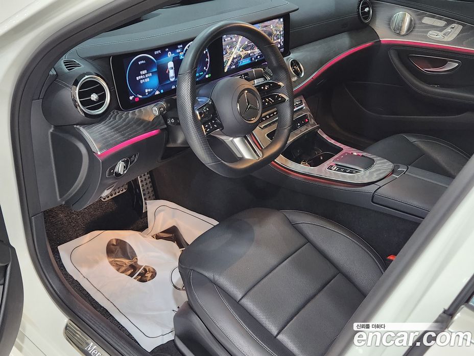 Mercedes Benz E-Class E350 4MATIC AMG Line