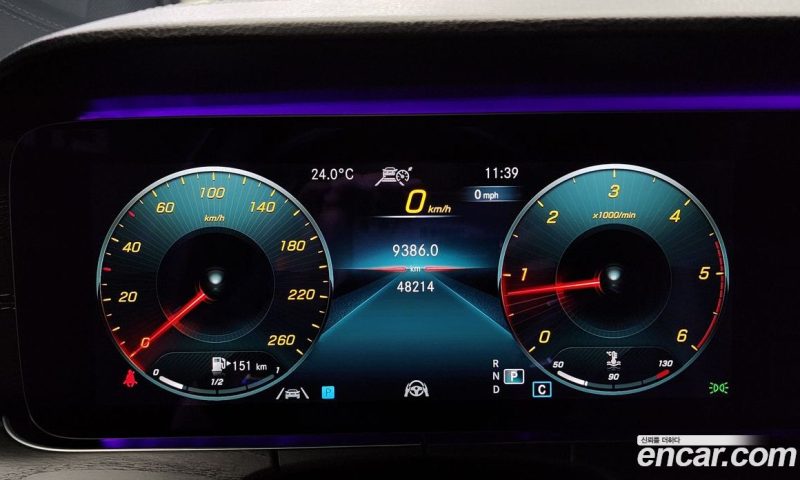 Mercedes Benz E-Class E220d 4MATIC AMG Line