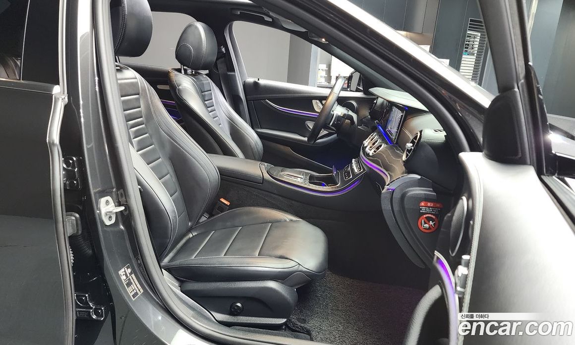 Mercedes Benz E-Class E220d 4MATIC AMG Line