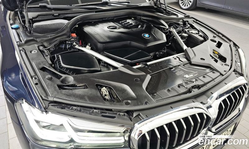 BMW 5-Series i530 M Sport Package