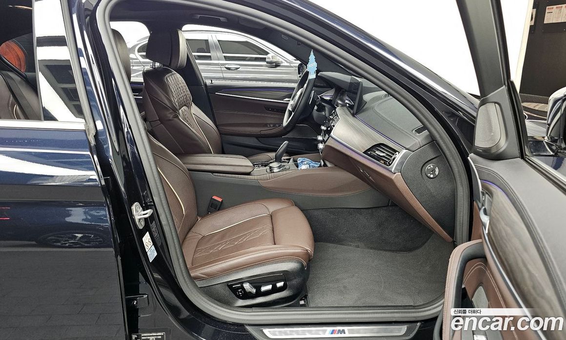 BMW 5-Series i530 M Sport Package