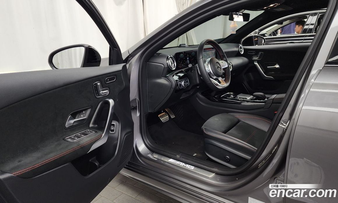 Mercedes Benz A-Class AMG A35 4MATIC Sedan